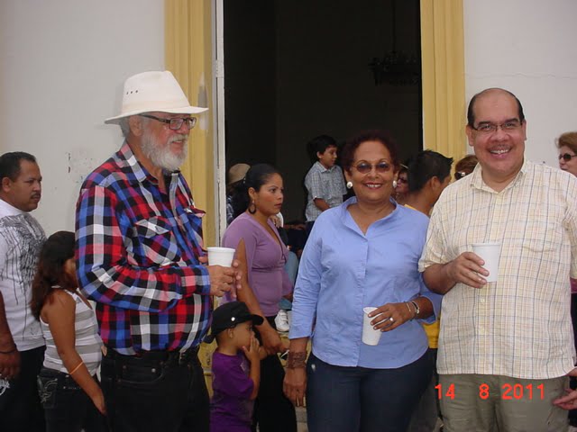 Ronald Puerto Lazo y Cecilia Bravo